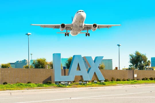 lax